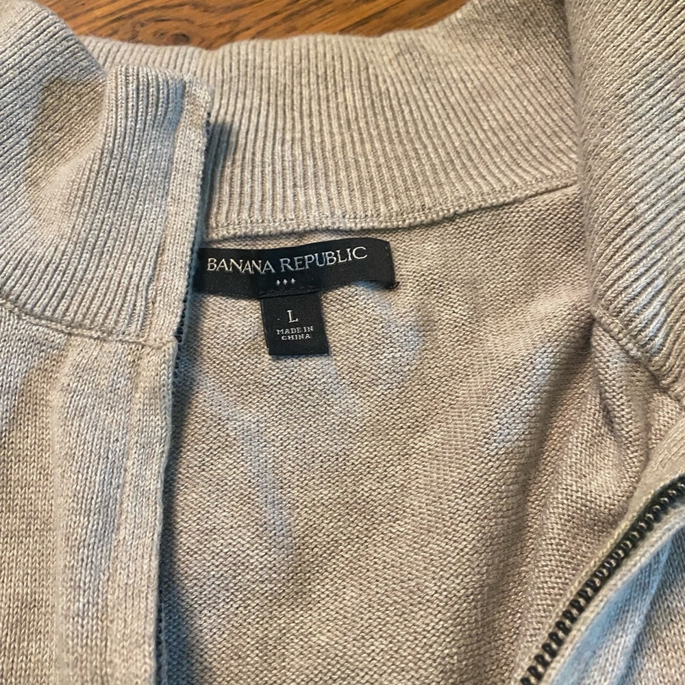 Banana Republic Men’s sweater- size L - Picture 4 of 7